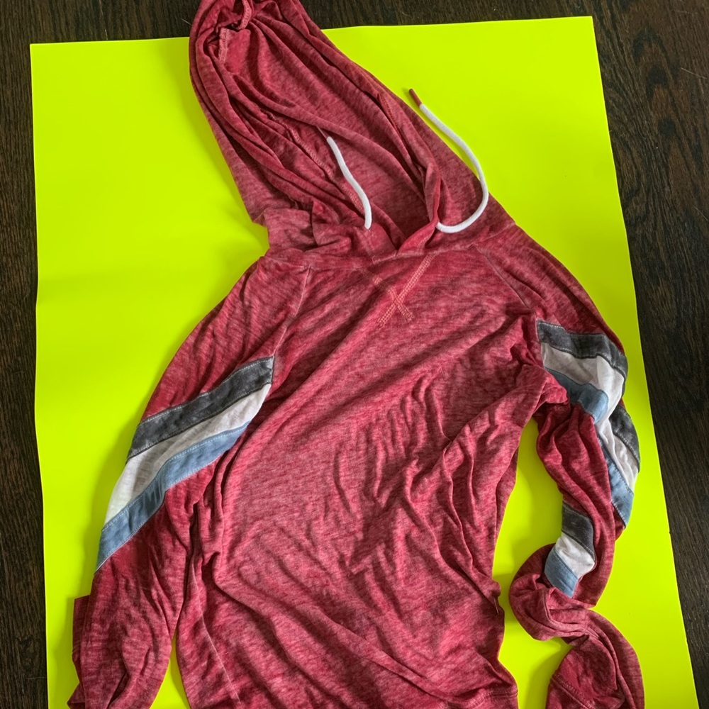 Women’s long sleeve shirt